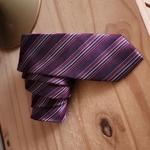 3/$40 Kenneth Cole Awareness silk  tie new with tag